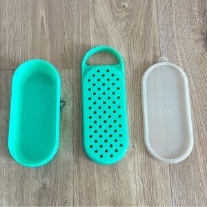 Vintage Tupperware 3 piece Grater Storage Set Jadeite Green